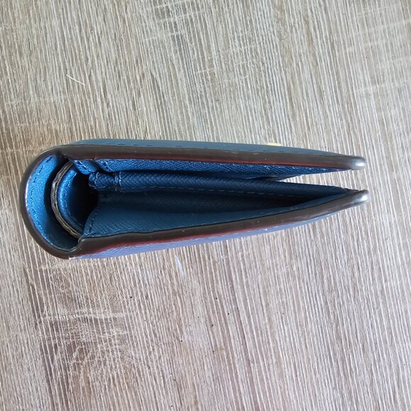 Michael Kors Small Saffiano Leather Wallet Cornflower Blue EUC - Picture 8 of 8